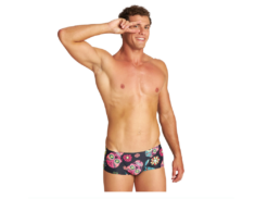 ARENA M Crazy Skull Carnival Low Waist Short
